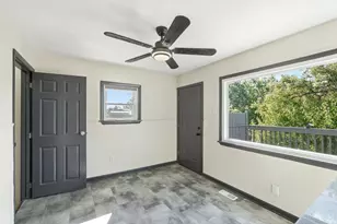 8445 Flamingo Ln, Colerain Township, OH 45239 - Photo 13