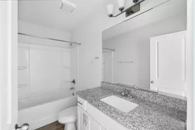 5 E University Avenue, Cincinnati, OH 45219 - Photo 13