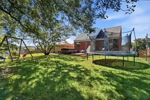 670 Libbejo Dr, Delhi Township, OH 45233 - Photo 7