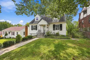 3289 Van Zandt Dr, Green Township, OH 45211 - Photo 3
