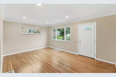 1480 Larann Lane, Cincinnati, OH 45231 - Photo 7