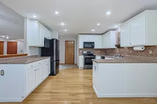 5984 Tyler Point Dr, Fairfield Township, OH 45011 - Photo 11