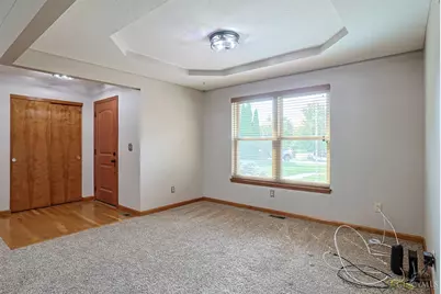 5984 Tyler Point Drive, Fairfield, OH 45011 - Photo 9