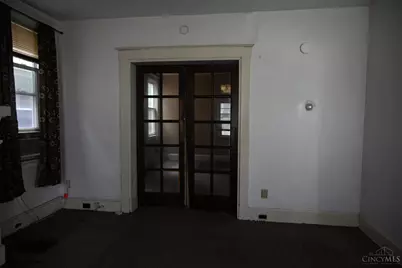 3135 Durrell Avenue, Cincinnati, OH 45207 - Photo 47