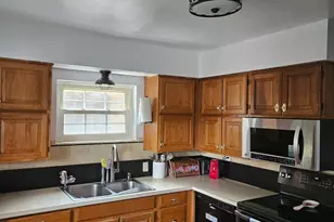 1737 Madison Ave, Cincinnati, OH 45231 - Photo 13