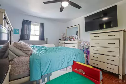 1737 Madison Avenue, Cincinnati, OH 45231 - Photo 23