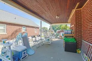 1737 Madison Ave, Cincinnati, OH 45231 - Photo 3