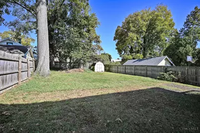 5604 Arnsby Place, Cincinnati, OH 45227 - Photo 37