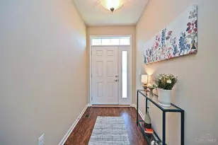 1006 Chatham Ln, Pierce Township, OH 45245 - Photo 3