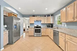 407 Pebble Ct, Englewood, OH 45322 - Photo 11