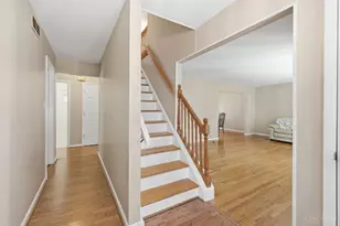 8576 Bethany Ln, Anderson Township, OH 45255 - Photo 3