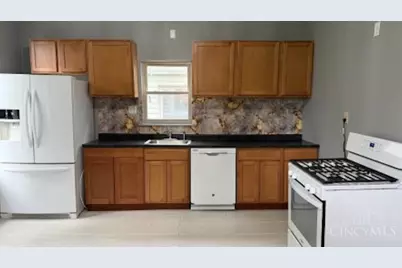 5636 Helen Street, Elmwood Place, OH 45216 - Photo 9