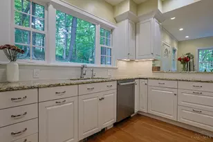 14 Sylvan Ln, Wyoming, OH 45215 - Photo 21