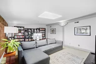1126 Walnut St, Cincinnati, OH 45202 - Photo 27