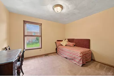 5460 Lakefront Drive, Cincinnati, OH 45247 - Photo 35