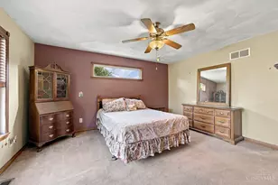 5460 Lakefront Dr, Green Township, OH 45247 - Photo 27