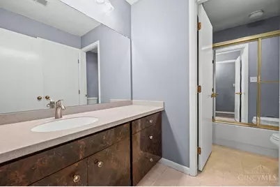 3533 Amberacres Drive #305, Cincinnati, OH 45237 - Photo 31
