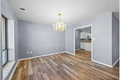 3533 Amberacres Drive #305, Cincinnati, OH 45237 - Photo 9