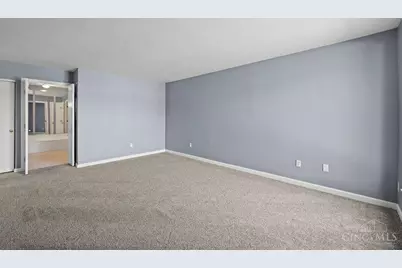3533 Amberacres Drive #305, Cincinnati, OH 45237 - Photo 25