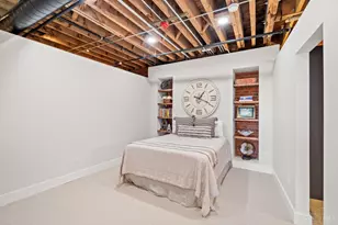 214 E 14th St, Cincinnati, OH 45202 - Photo 33