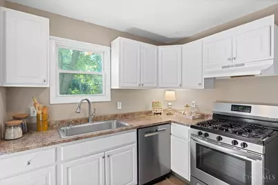 2775 Robertson Avenue, Cincinnati, OH 45209 - Photo 11