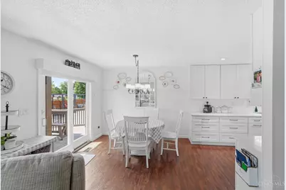 927 Golden Meadows Court, Trenton, OH 45050 - Photo 9