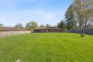 6001 Belleview Ave, Blue Ash, OH 45242 - Photo 11
