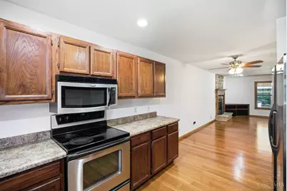 3326 Meadow Green Court, Amelia, OH 45102 - Photo 11