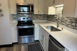 9741 Bunker Hill Ln, Montgomery, OH 45242 - Photo 7