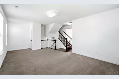 9557 Union Park, West Chester, OH 45069 - Photo 3