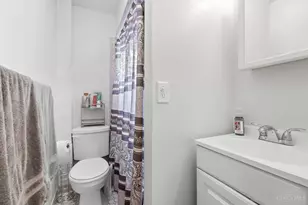 137 Parker St, Cincinnati, OH 45219 - Photo 35