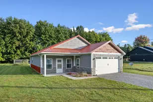 154 Black Hawk Dr, Jackson Township, OH 45171 - Photo 3