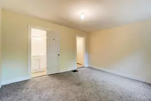 758 Straight St, Cincinnati, OH 45214 - Photo 7