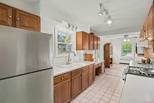 120 E Benson St, Reading, OH 45215 - Photo 13