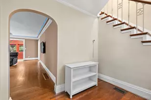 3551 Holly Ln, Cincinnati, OH 45208 - Photo 3