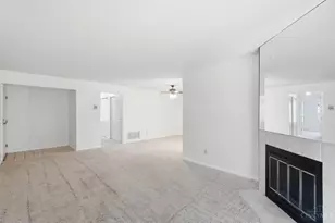 5207 S Eaglesnest Dr, Green Township, OH 45248 - Photo 5