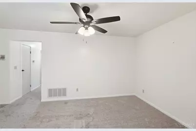 5207 S Eaglesnest Drive #83, Cincinnati, OH 45248 - Photo 9