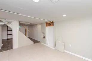 2014 W Bataan Dr, Kettering, OH 45420 - Photo 23