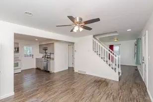 2014 W Bataan Dr, Kettering, OH 45420 - Photo 9