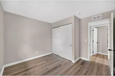 2390 W North Bend Road, Cincinnati, OH 45239 - Photo 7