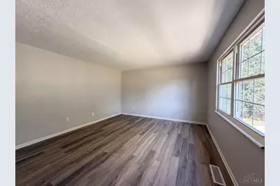 6363 Sandric Lane, Liberty Township, OH 45044 - Photo 5