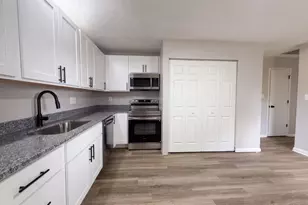 6363 Sandric Ln, Liberty Township, OH 45044 - Photo 7