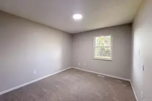 6363 Sandric Ln, Liberty Township, OH 45044 - Photo 11