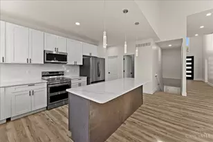 8391 Dimmick Rd, West Chester, OH 45241 - Photo 3