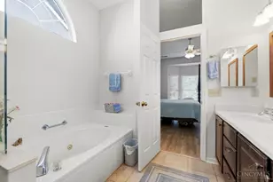 9652 Carriage Run Cir, Deerfield Township, OH 45140 - Photo 21