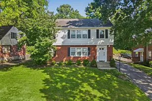 5694 Euclid Rd, Columbia Township, OH 45236 - Photo 5