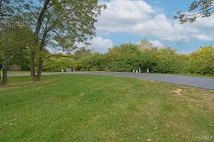 4224 College Dictionary, West Chester, OH 45069 - Photo 1