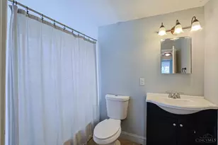 6215 Manuel St, Cincinnati, OH 45227 - Photo 17