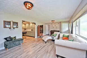 4043 Beavercreek Cir, Sharonville, OH 45241 - Photo 3