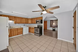 6146 Cruxten Dr, Huber Heights, OH 45424 - Photo 13